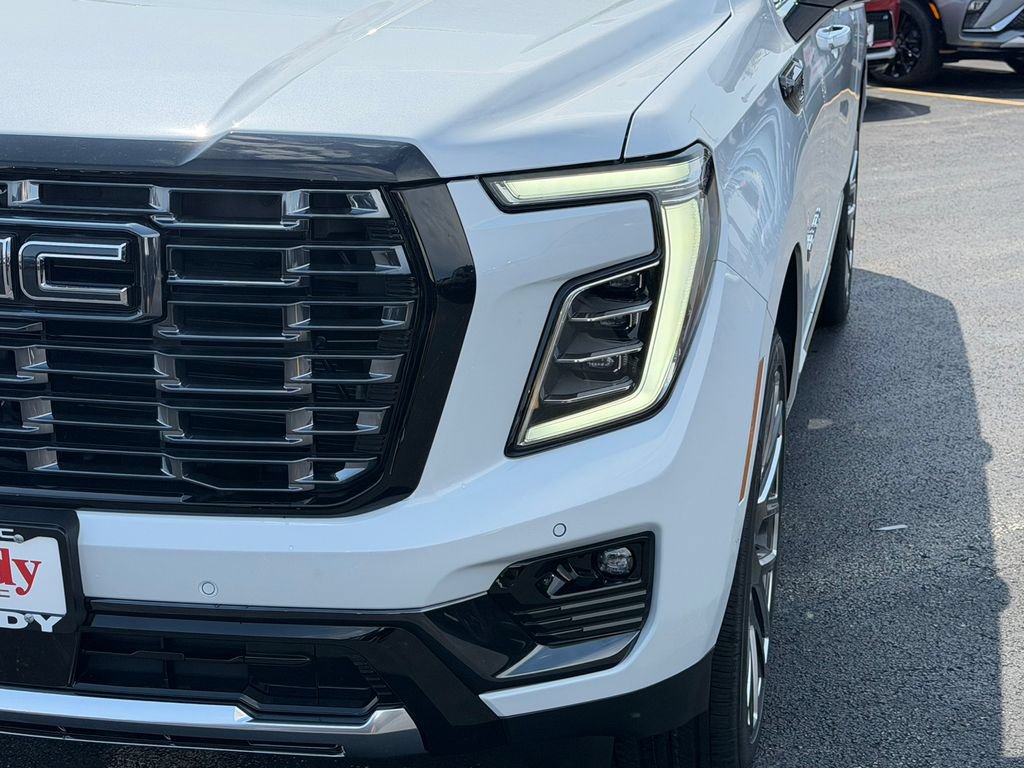 New 2026 GMC Yukon XL Denali Ultimate AWD/4WD image 6