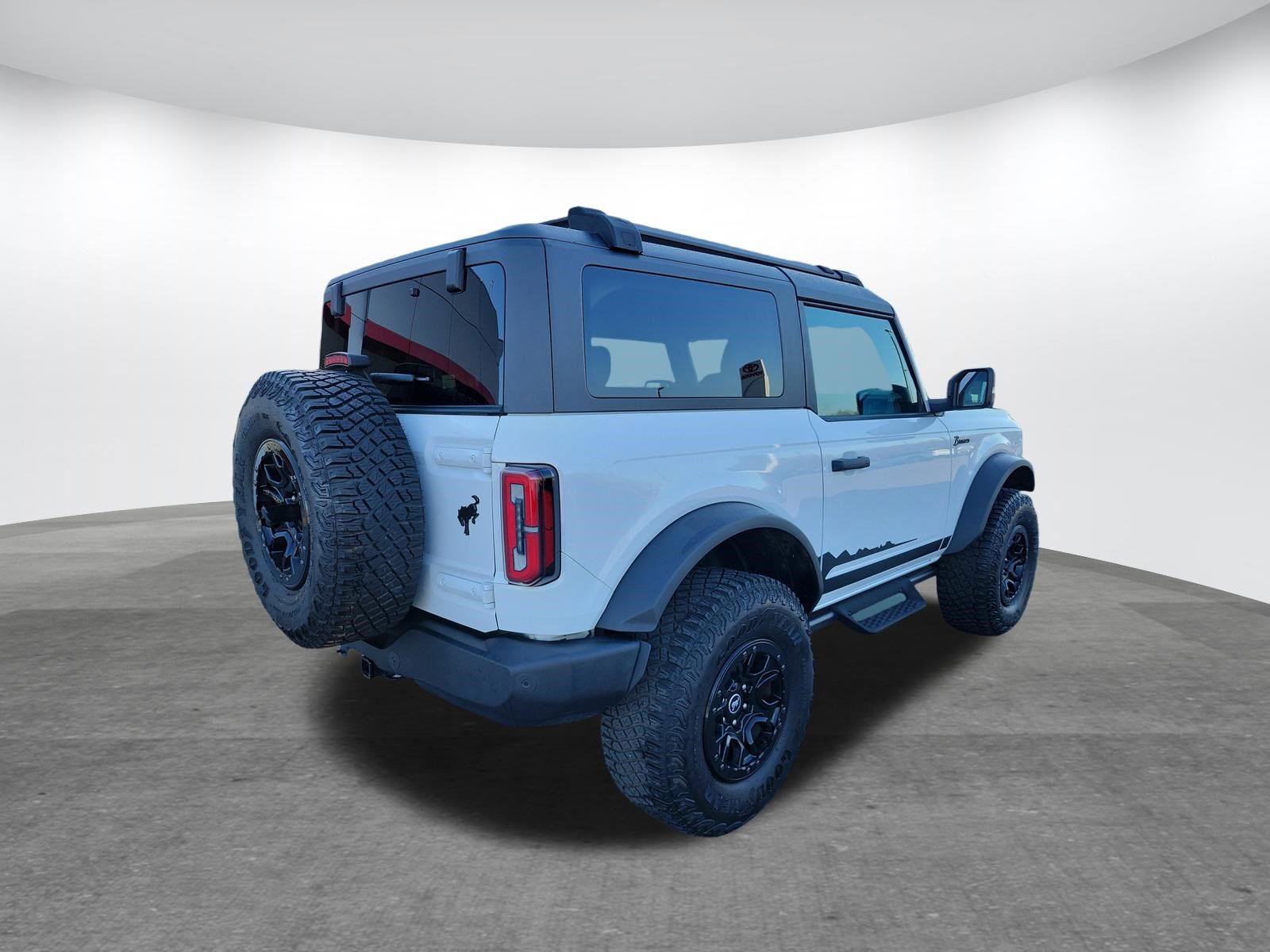 Used 2023 Ford Bronco Wildtrak image 5
