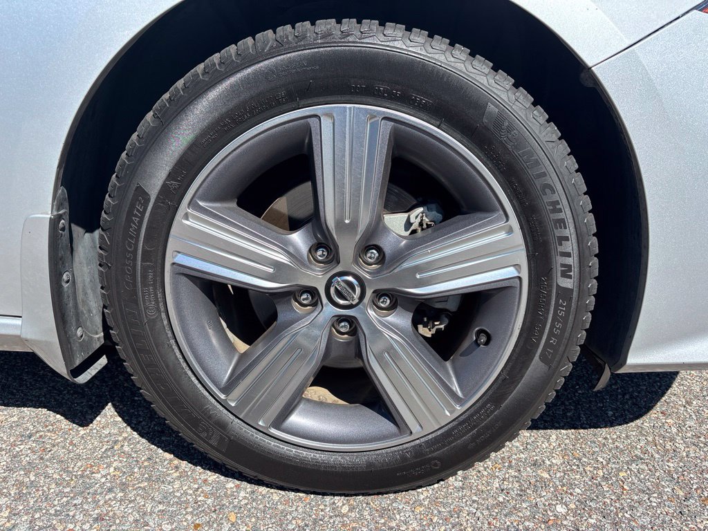 Used 2022 Nissan Altima 2.5 SL FWD image 15