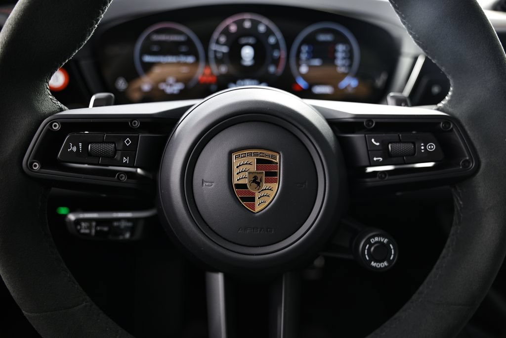 New 2026 Porsche Cayenne GTS AWD/4WD image 34