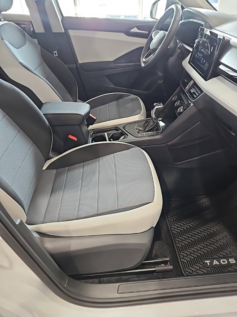 New 2026 Volkswagen Taos S image 13