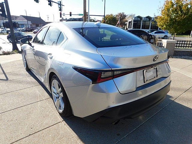 Used 2021 Lexus IS 300 w/ Comfort Package image 10