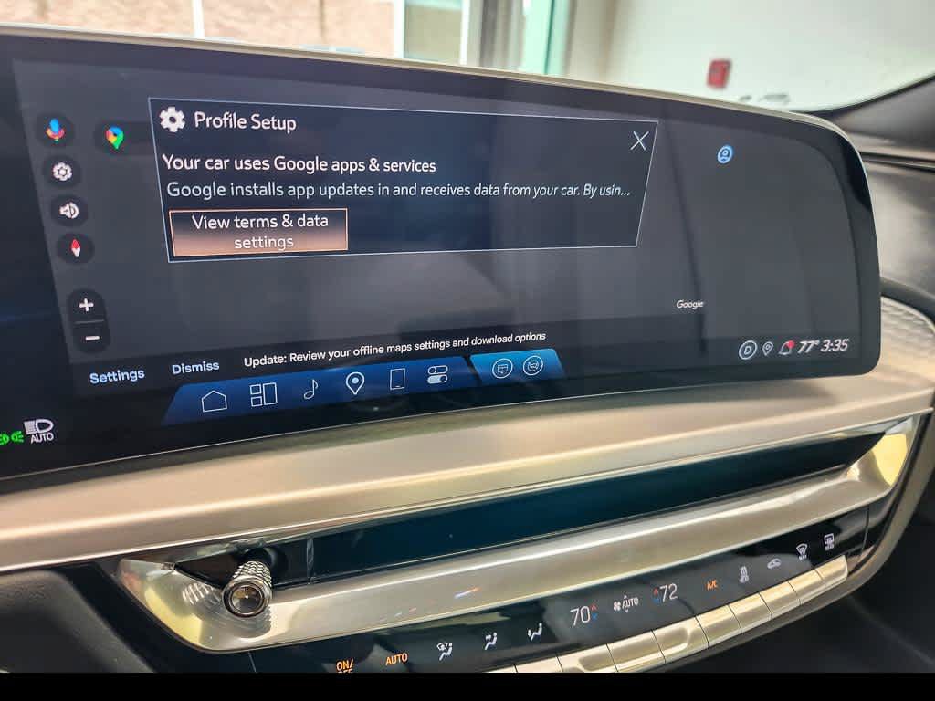 Used 2024 Cadillac Lyriq Luxury AWD/4WD image 16