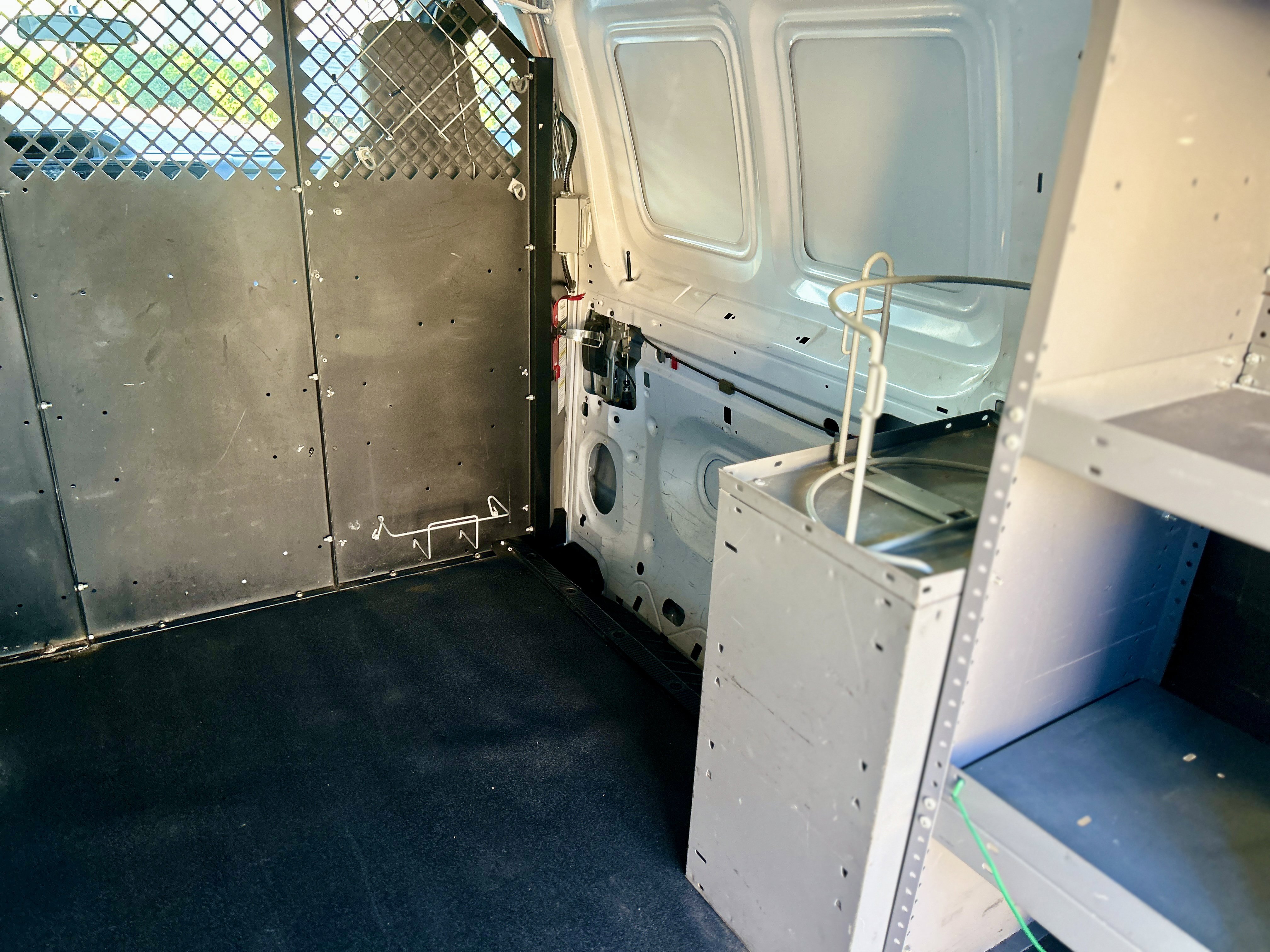 Used 2013 Ford E-150 and Econoline 150 RWD image 32