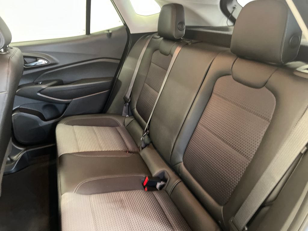 Used 2024 Chevrolet Trax LT FWD image 32