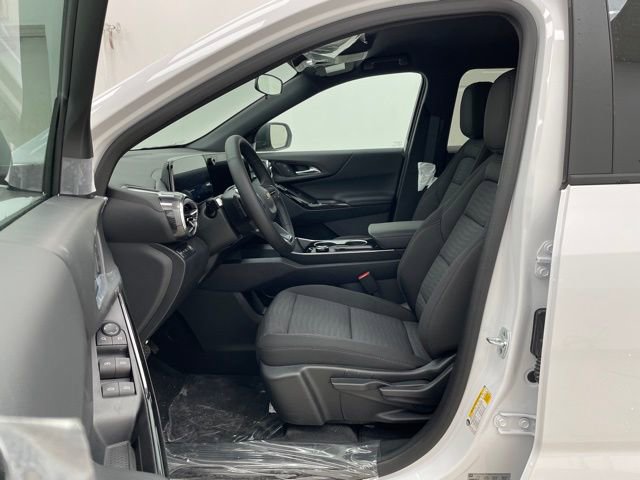 New 2026 Chevrolet Equinox LT image 8