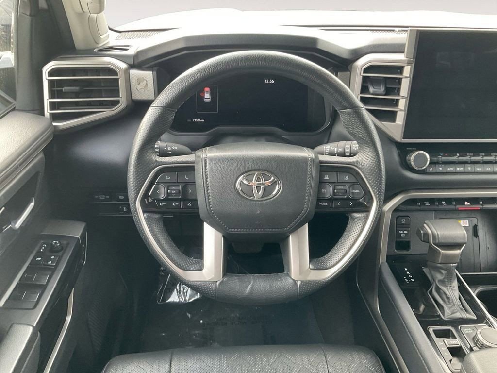 Used 2023 Toyota Sequoia Limited image 17