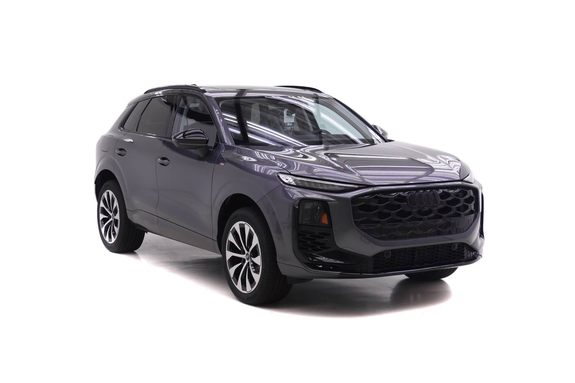 New 2026 Audi Q3 quattro 2.0T AWD/4WD image 2