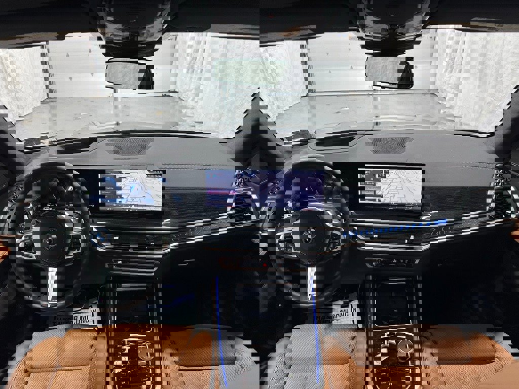 Used 2026 BMW X5 xDrive50e image 39