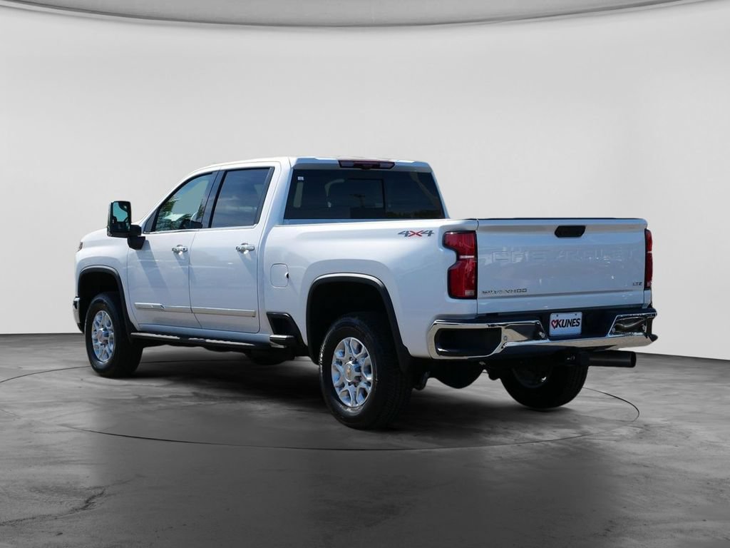 Used 2024 Chevrolet Silverado 3500 LTZ w/ LTZ Premium Package AWD/4WD image 8