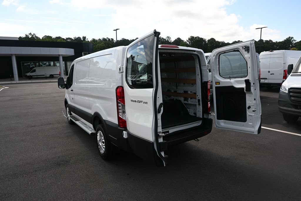 Used 2025 Ford Transit 250 Low Roof w/ Exterior Upgrade Package RWD image 26