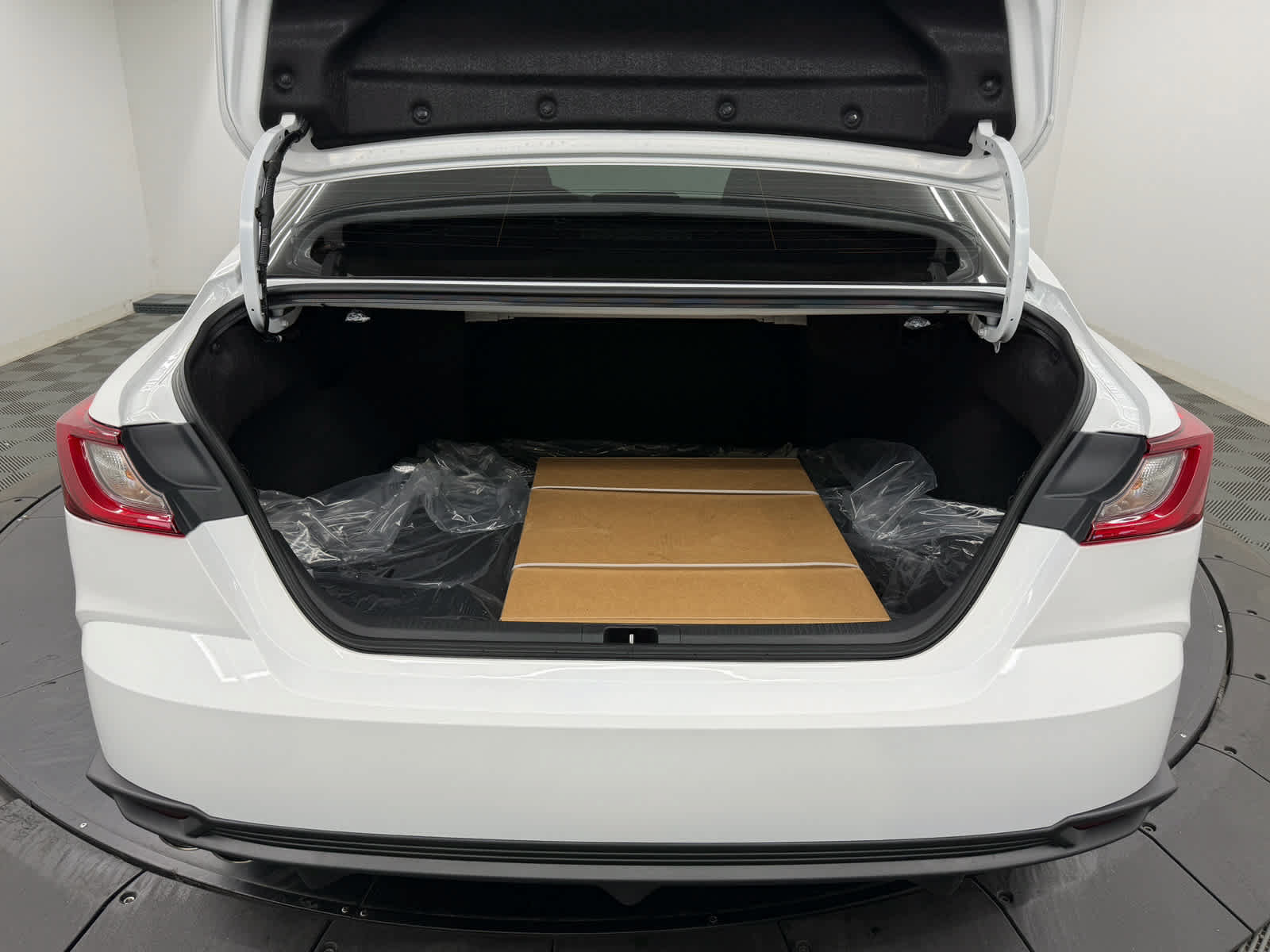 New 2026 Toyota Camry SE w/ Multimedia Upgrade Package FWD image 13