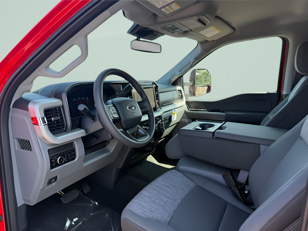 New 2026 Ford F250 XLT w/ XLT Premium Package AWD/4WD image 3