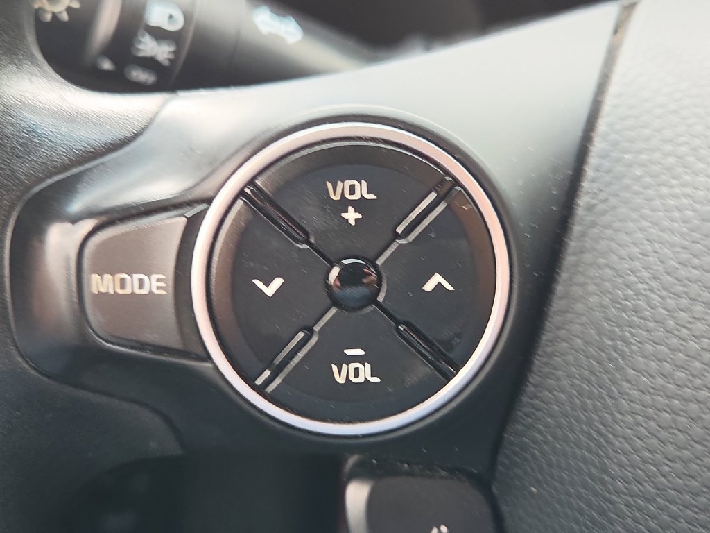 Used 2018 Kia Soul FWD image 27