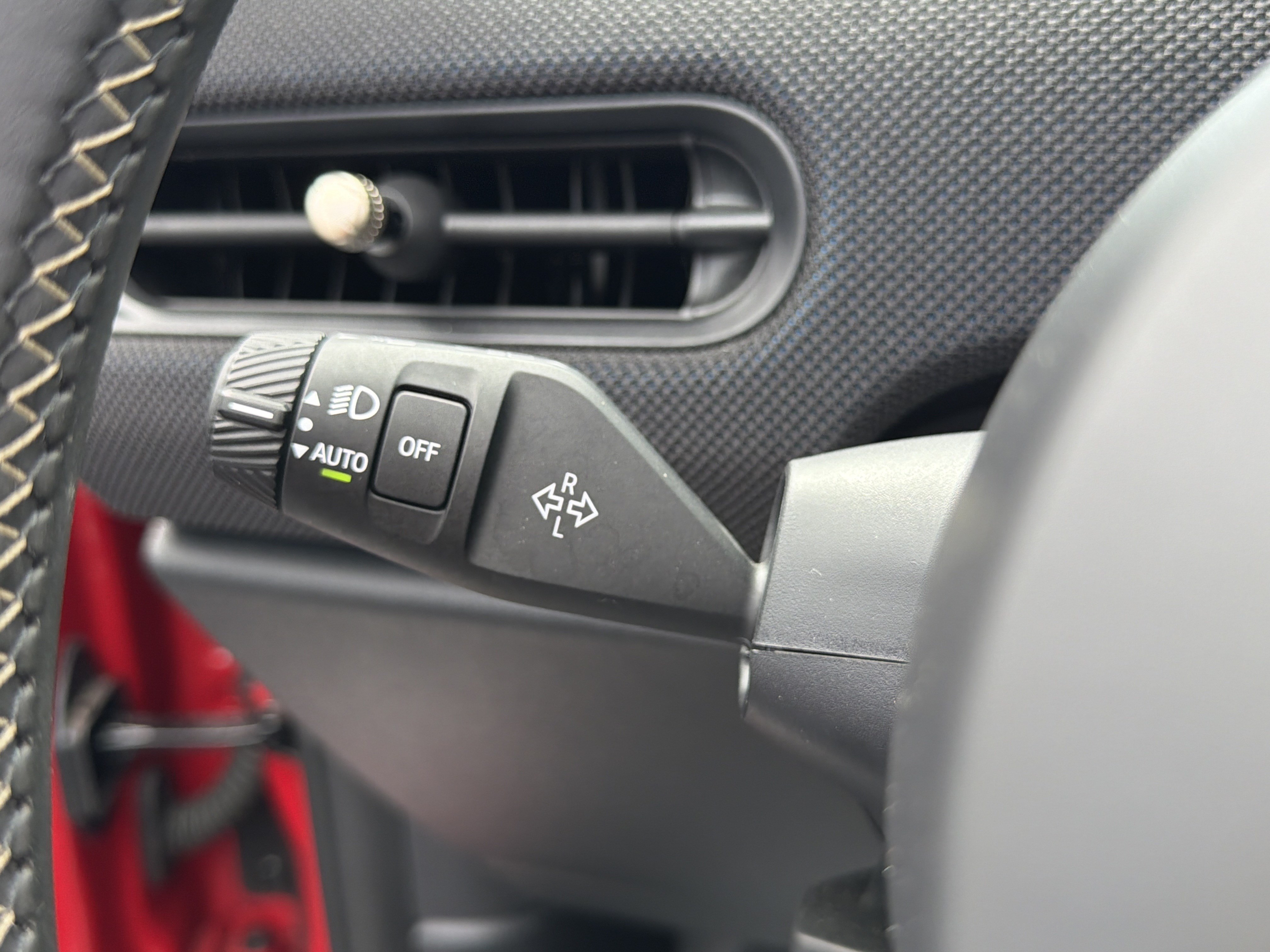 Certified 2026 MINI Cooper S FWD image 26
