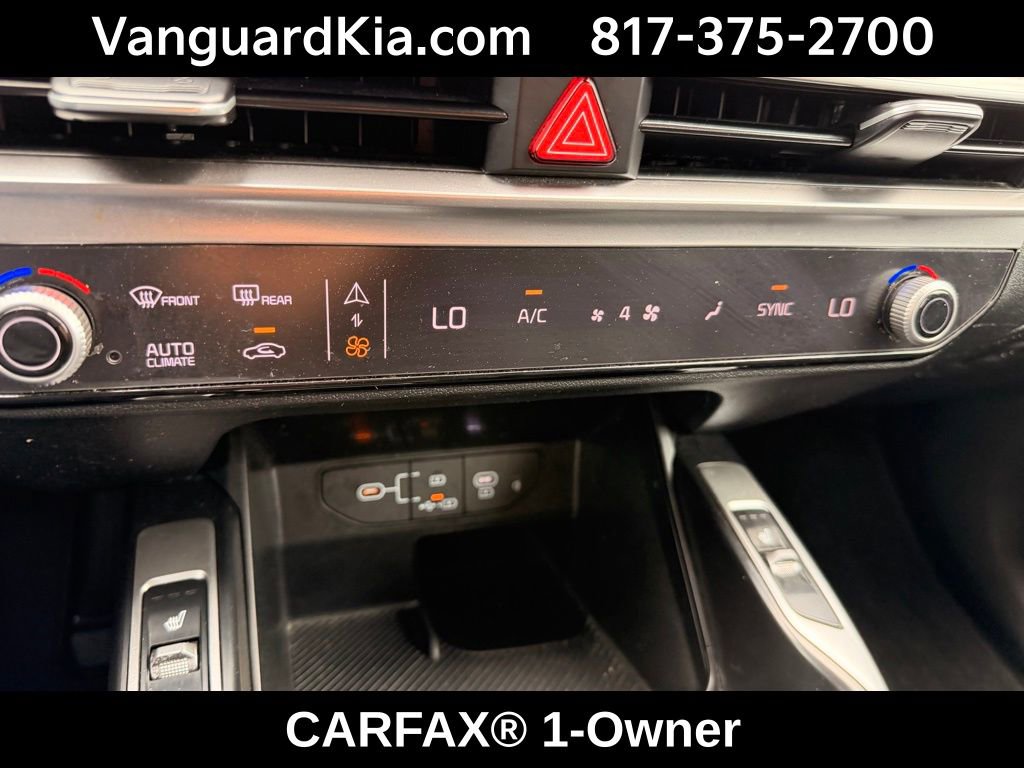 Certified 2025 Kia Sorento S w/ Panoramic Sunroof Package image 21