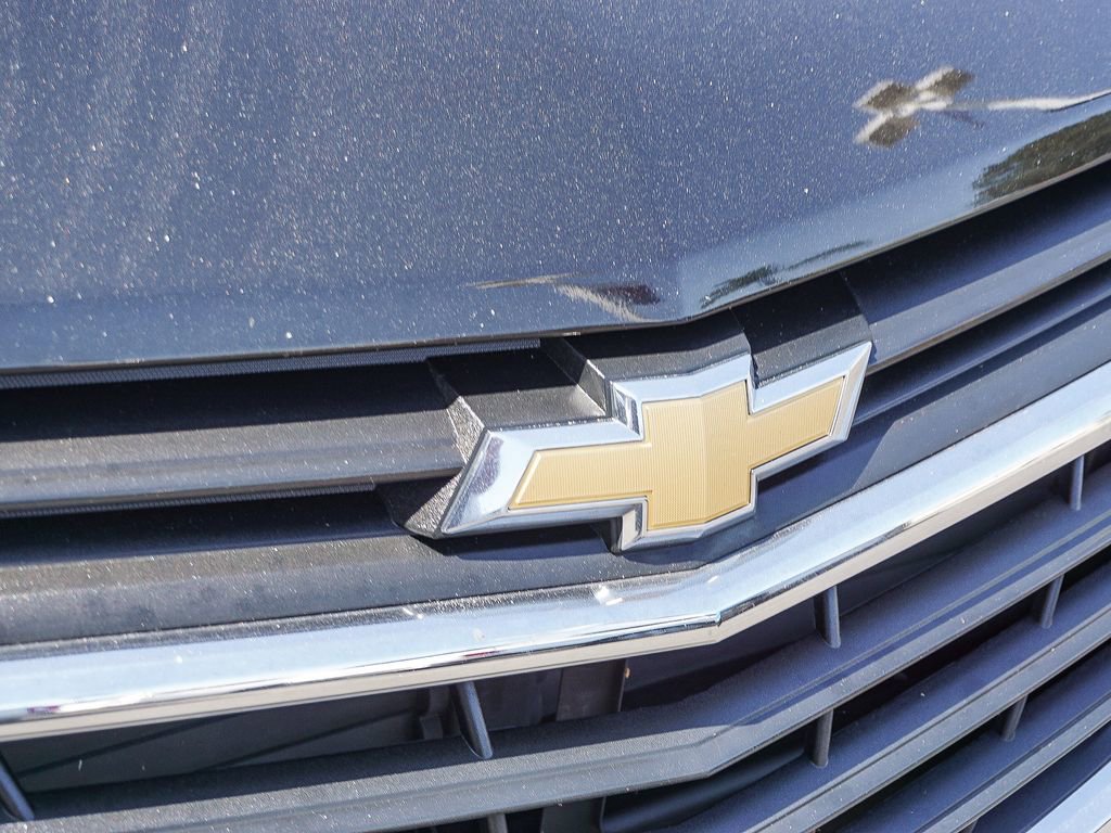 Used 2020 Chevrolet Equinox LS image 12