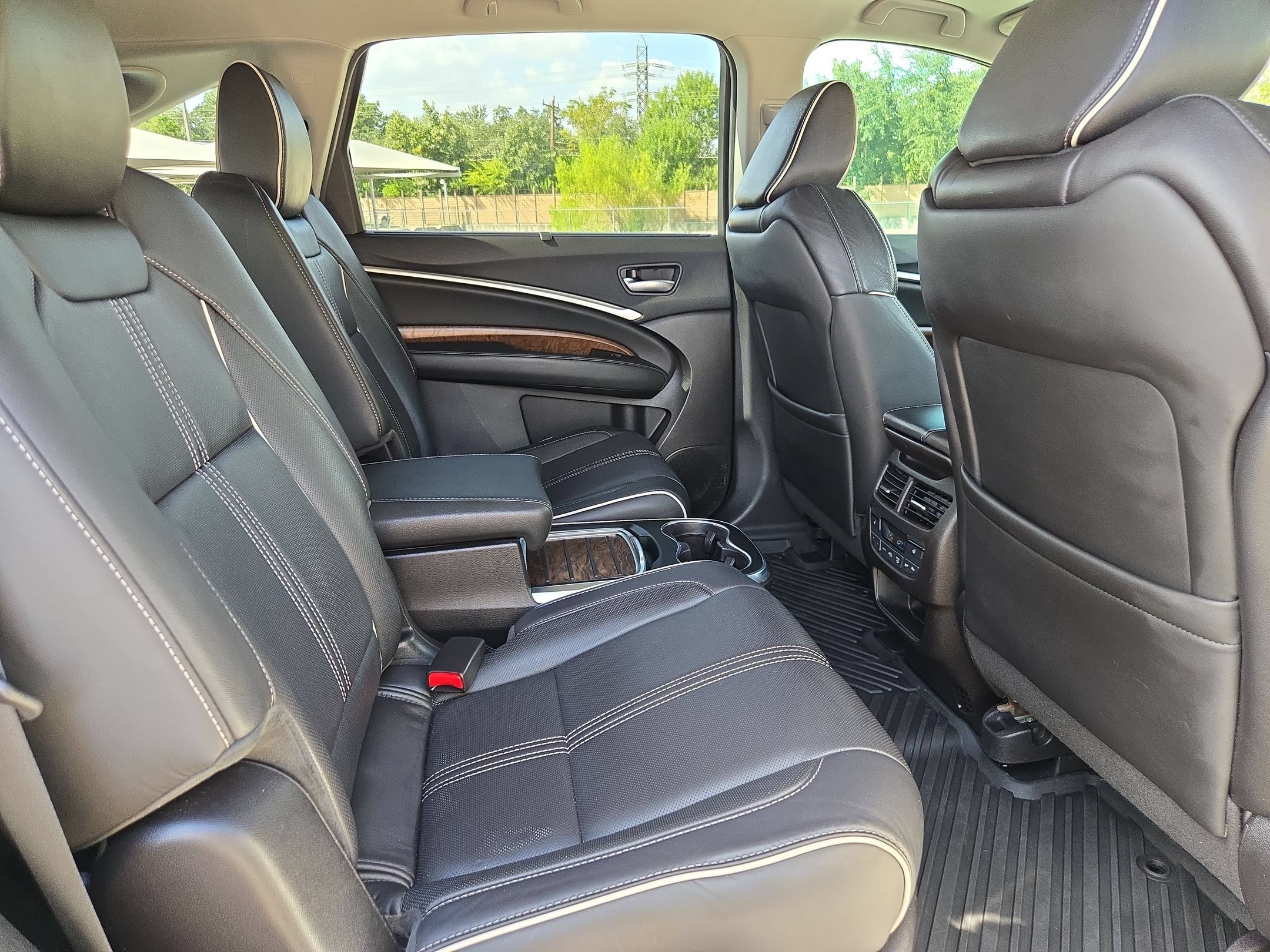 Used 2017 Acura MDX w/ Advance Package AWD/4WD image 25