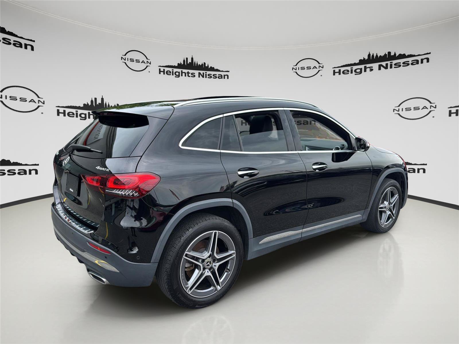 Used 2023 Mercedes-Benz GLA 250 4MATIC image 6