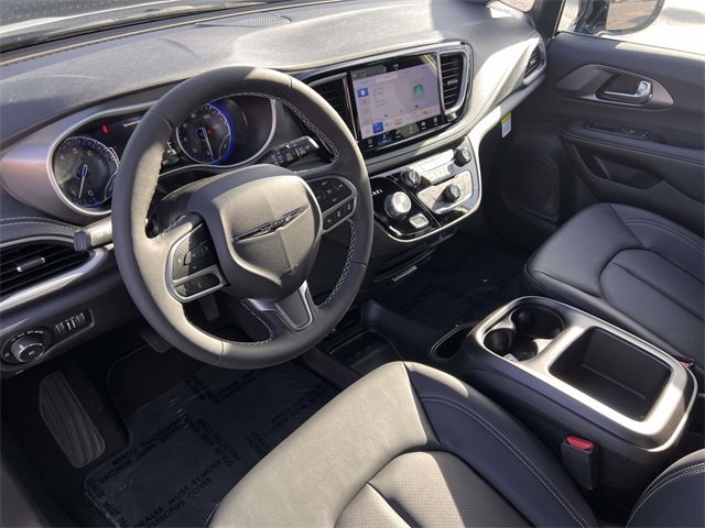 New 2026 Chrysler Pacifica Select image 28