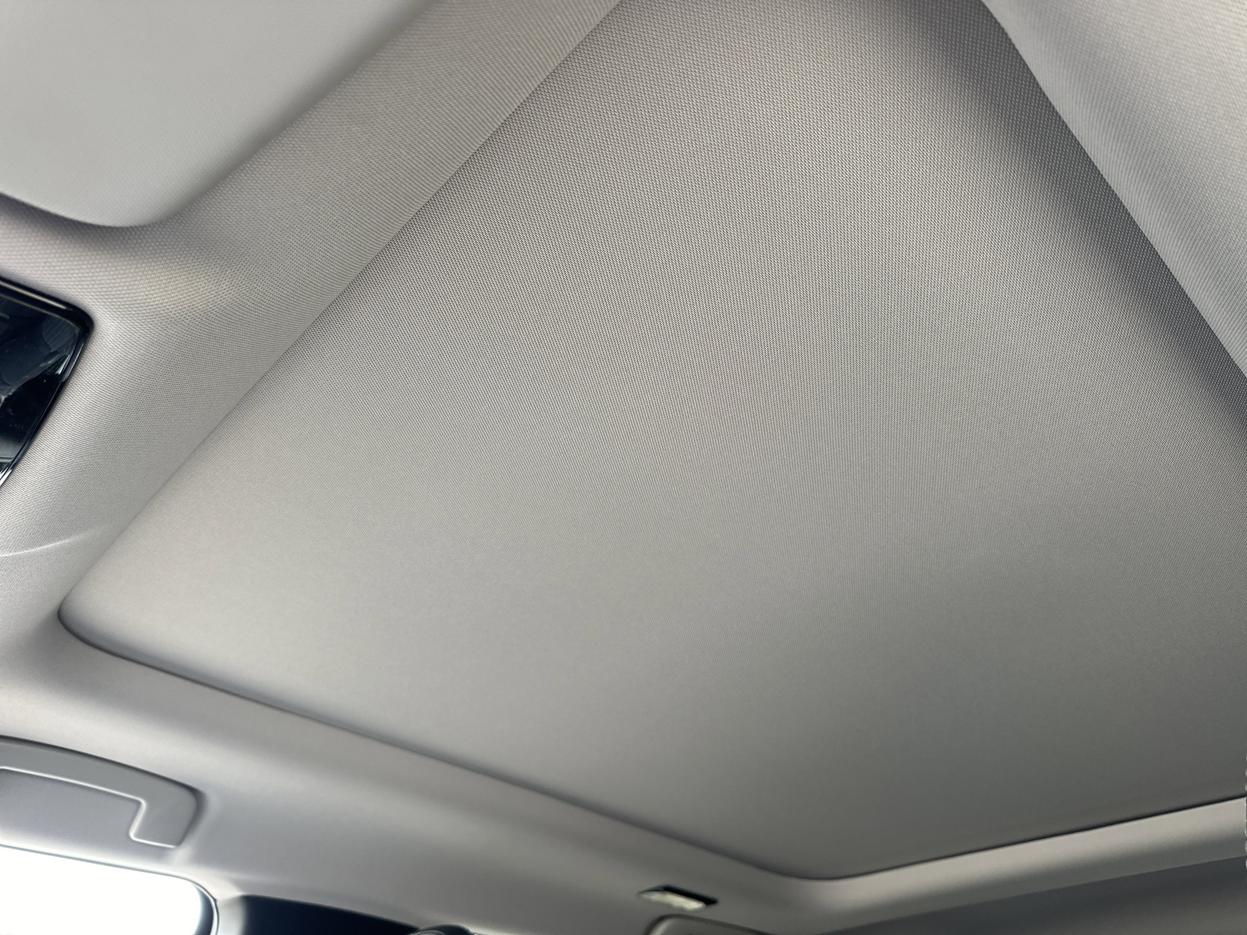 New 2026 Mitsubishi Outlander SE image 18