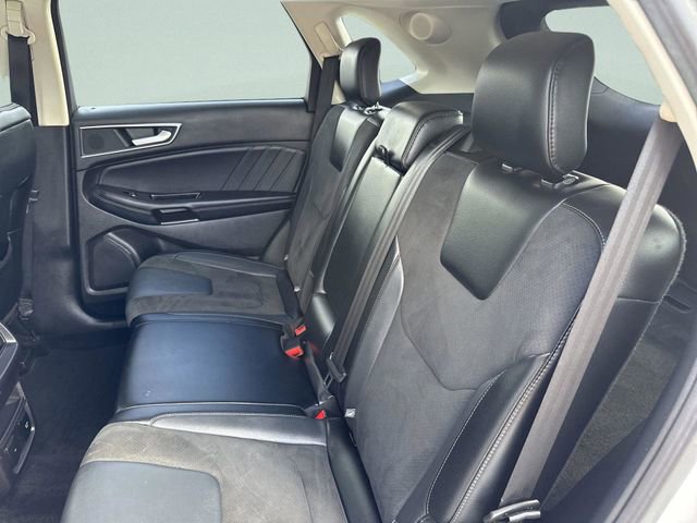 Used 2018 Ford Edge Sport w/ Technology Package AWD/4WD image 29