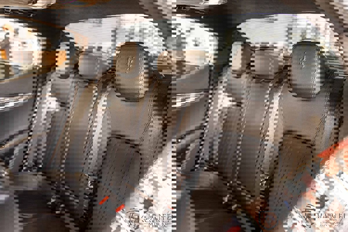 Used 2020 Maserati Ghibli image 31