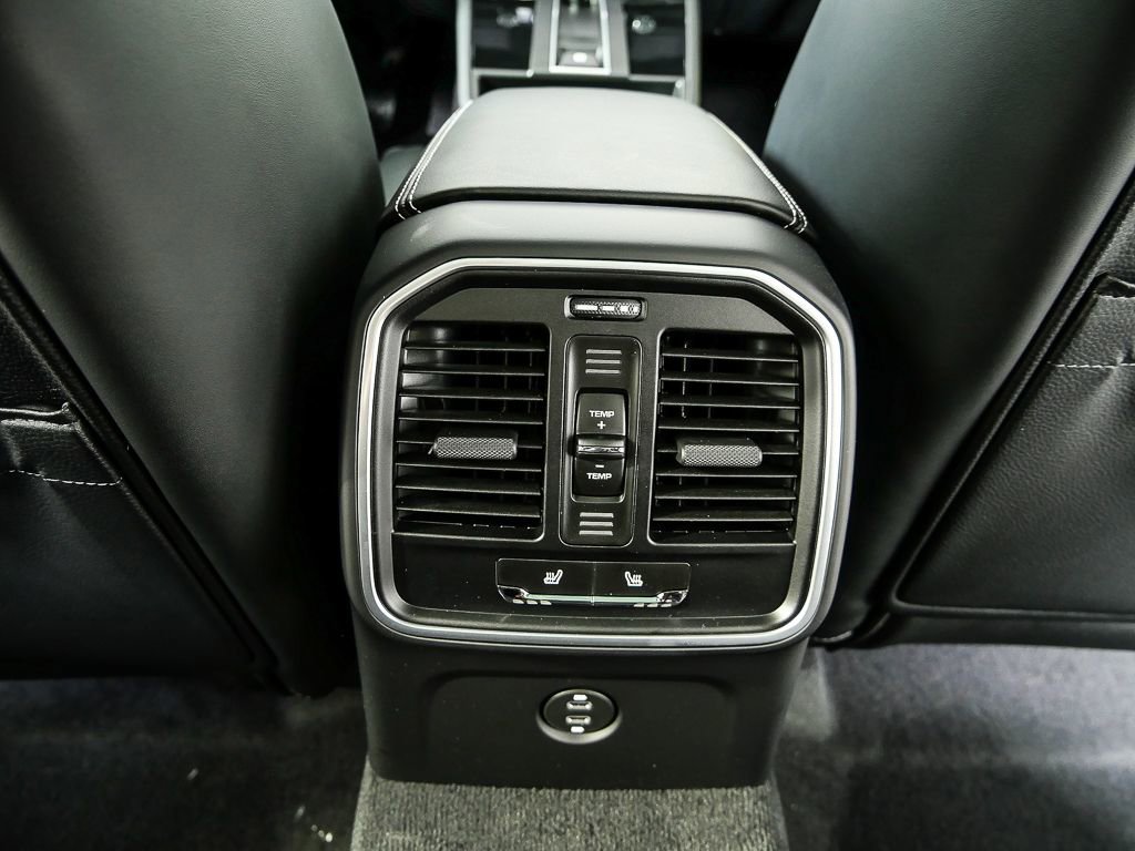 New 2026 Porsche Macan GTS image 21