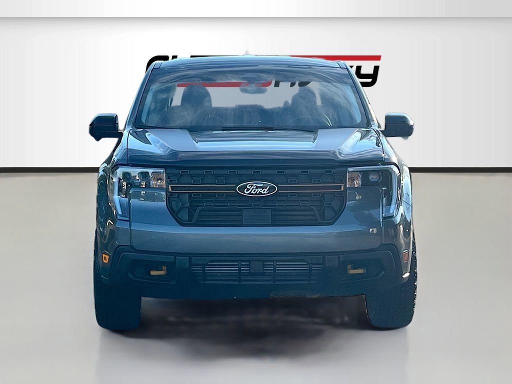 Used 2025 Ford Maverick Tremor image 2