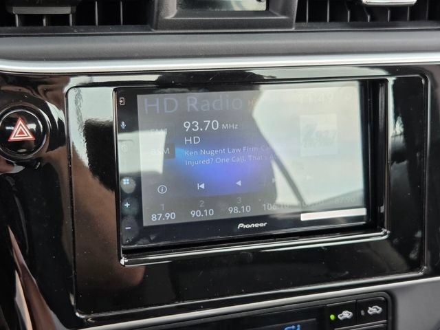 Used 2018 Toyota Corolla LE FWD image 20