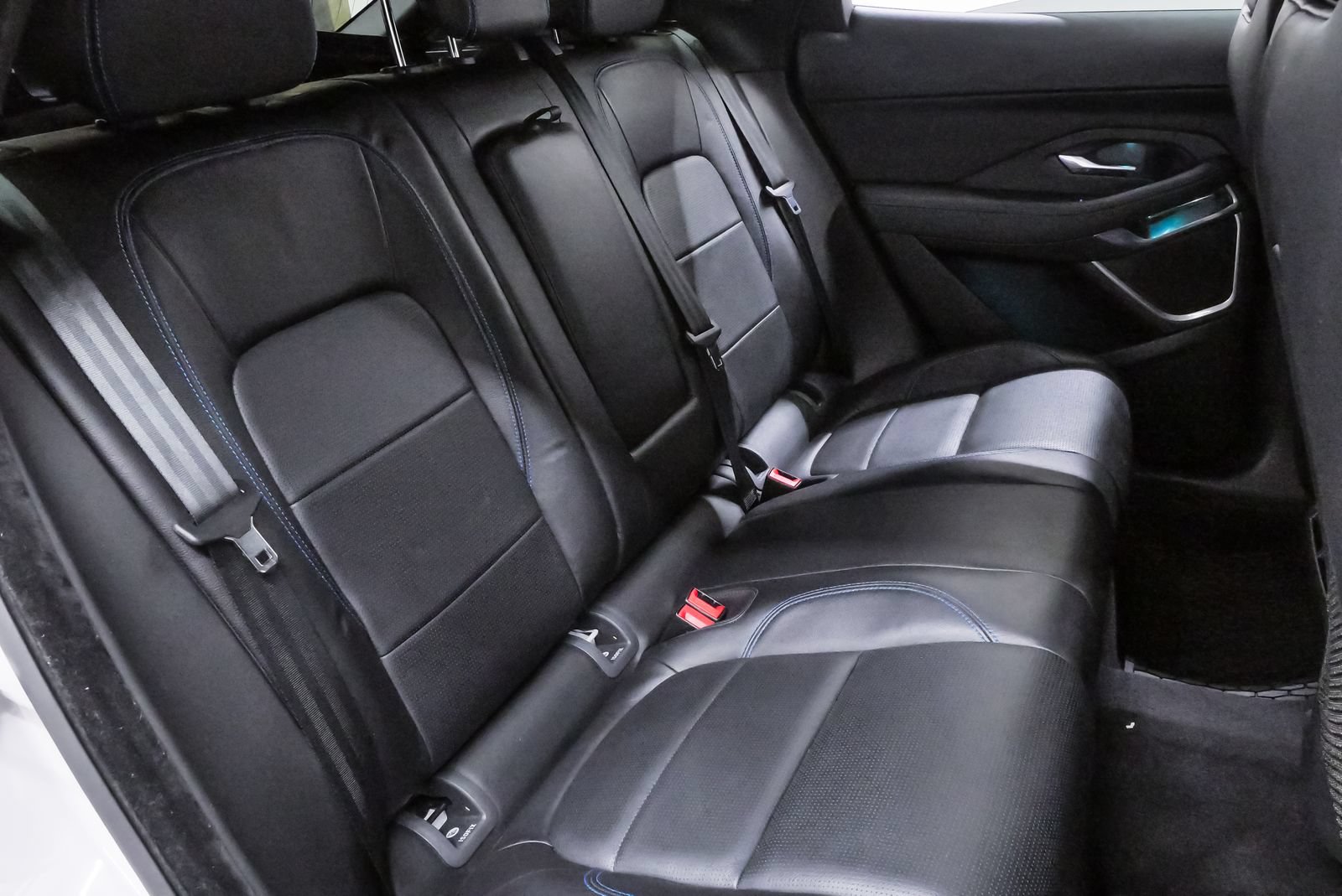 Used 2019 Jaguar E-PACE R-Dynamic S AWD/4WD image 11