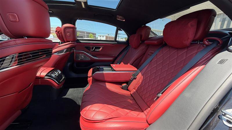Used 2023 Mercedes-Benz S 580 4MATIC Sedan image 52