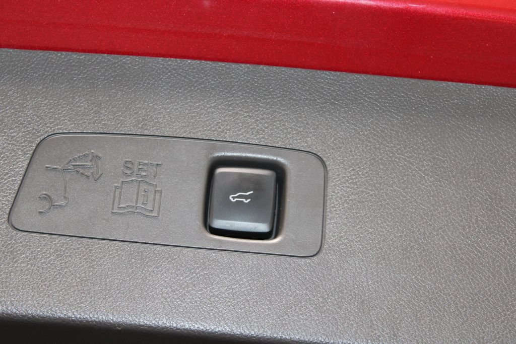 Used 2021 Lincoln Corsair AWD w/ Premium Package image 15