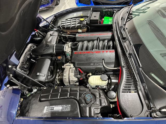 Used 2001 Chevrolet Corvette Convertible w/ Preferred Equipment Group2 RWD image 26
