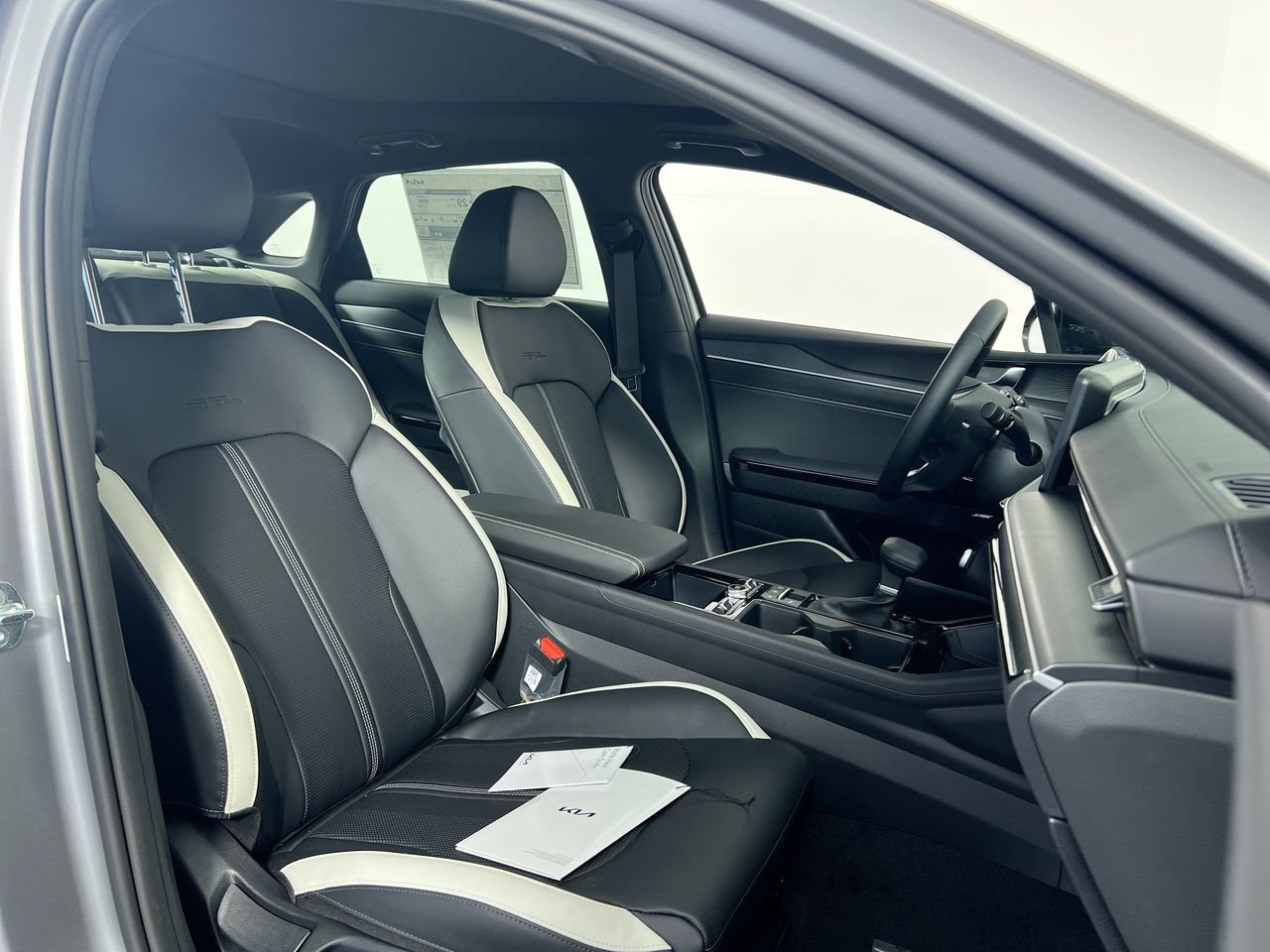 New 2026 Kia K5 GT-Line FWD image 31