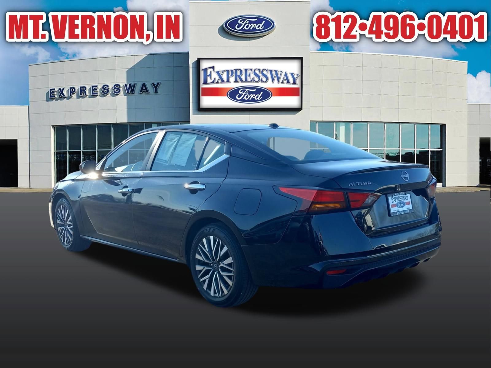 Used 2024 Nissan Altima 2.5 SV FWD image 8