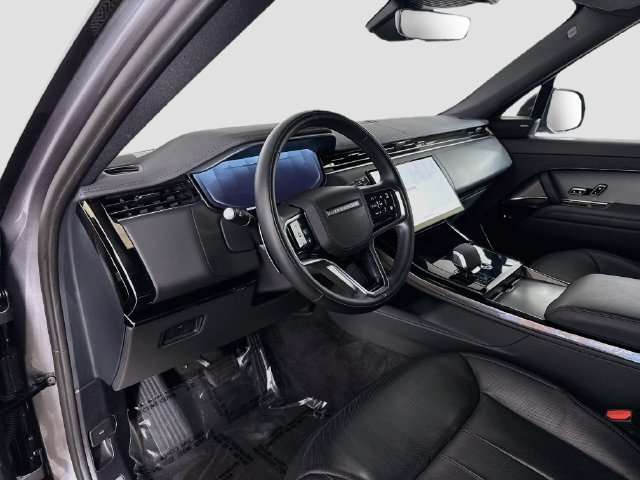 Used 2025 Land Rover Range Rover Sport SE AWD/4WD image 22