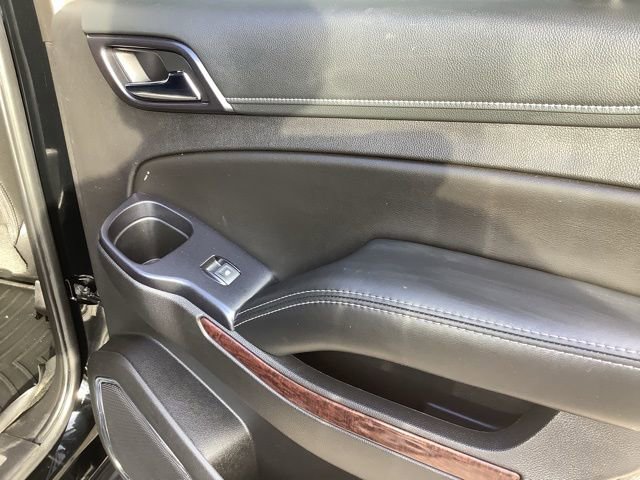 Used 2019 GMC Yukon SLT w/ Graphite Edition image 19