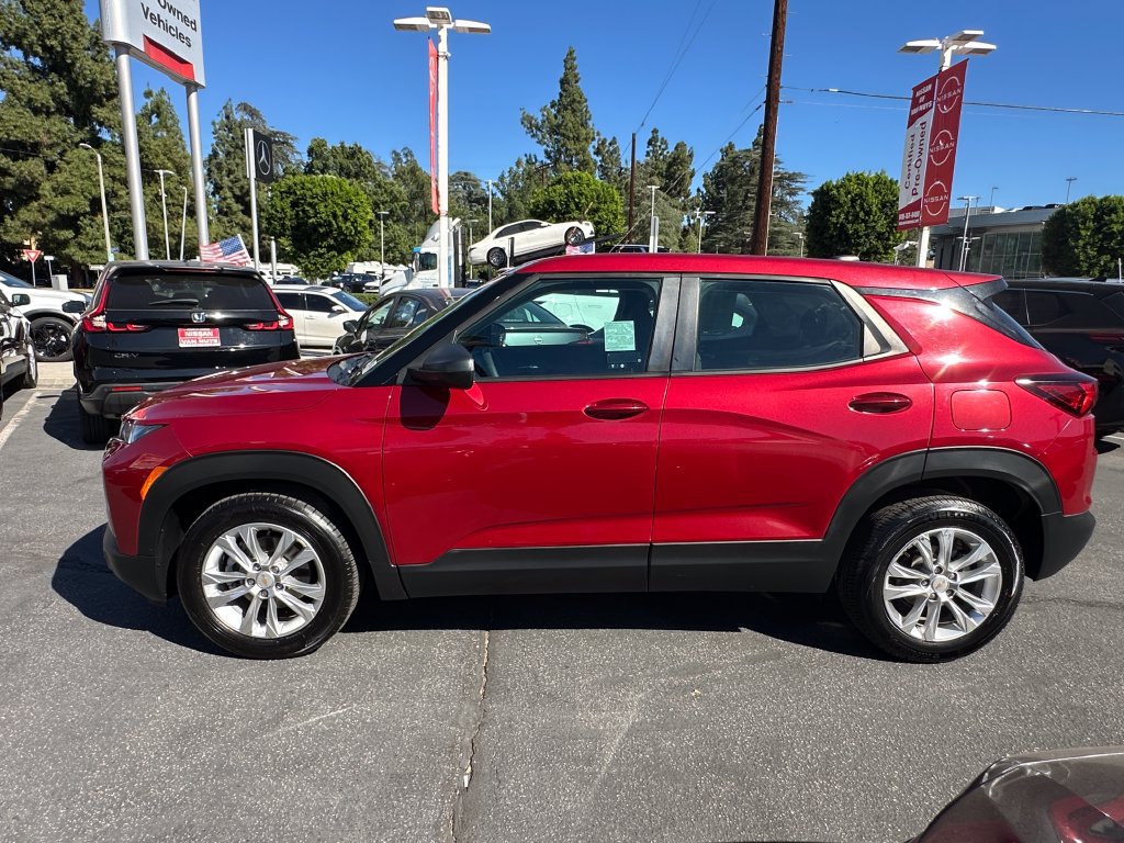 Used 2021 Chevrolet TrailBlazer LS FWD image 3