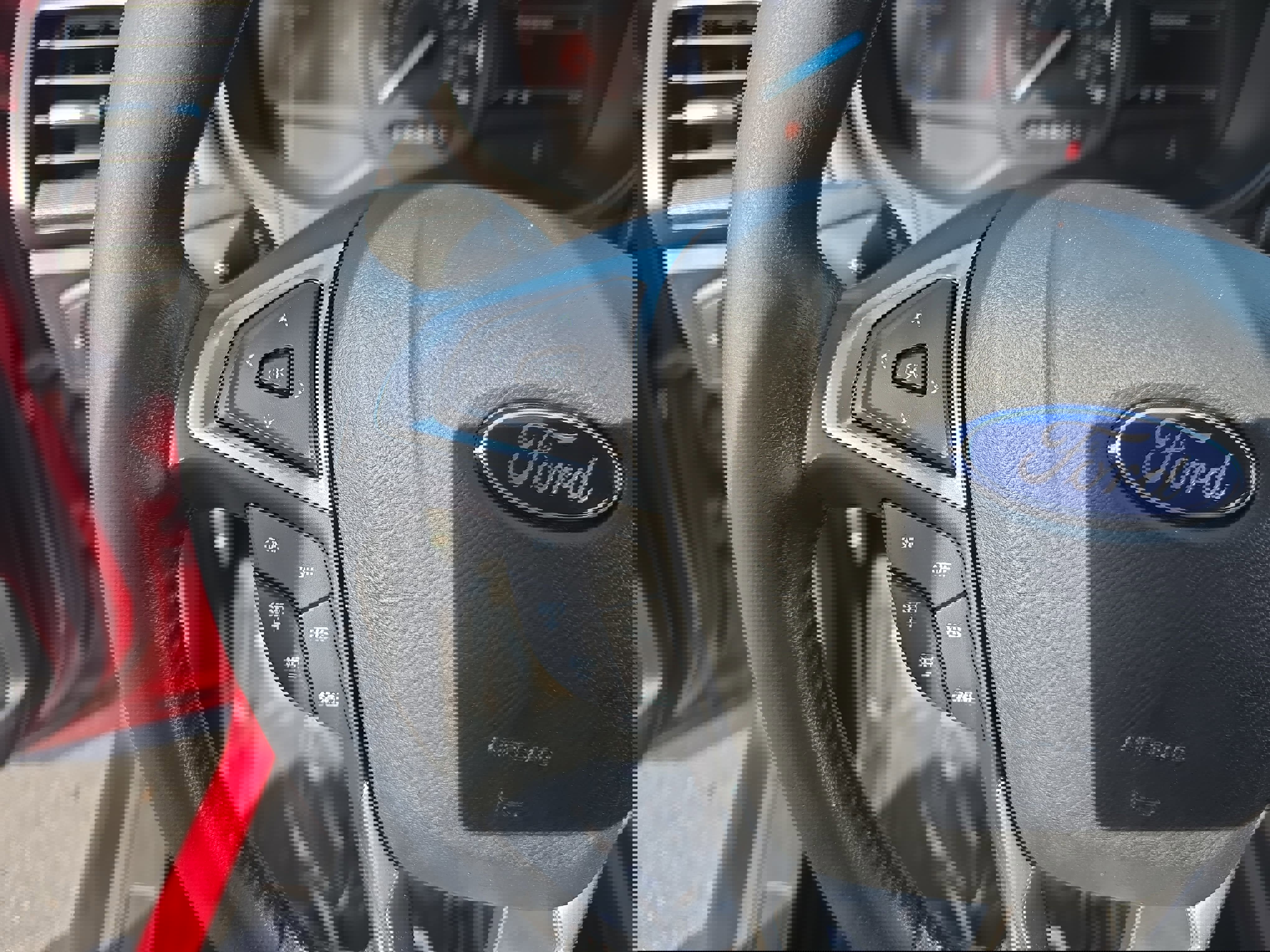 Used 2018 Ford Fusion SE w/ Equipment Group 201A image 17