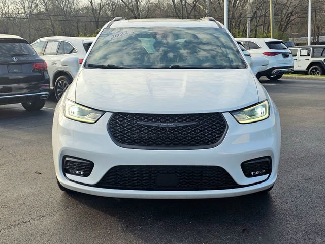 Used 2022 Chrysler Pacifica Limited w/ S Appearance Package image 4