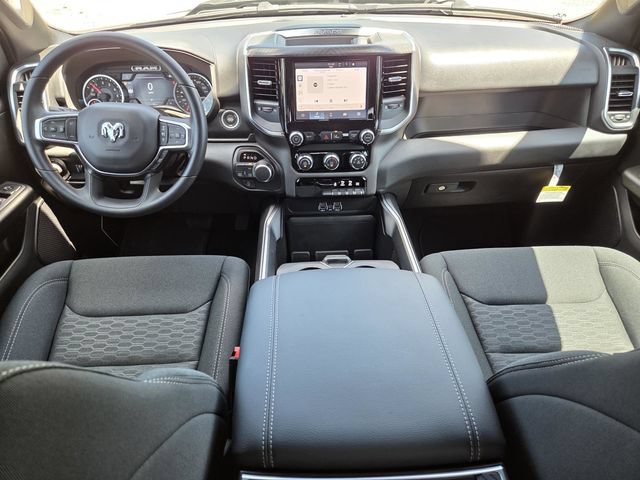 New 2026 RAM 1500 Express AWD/4WD image 10