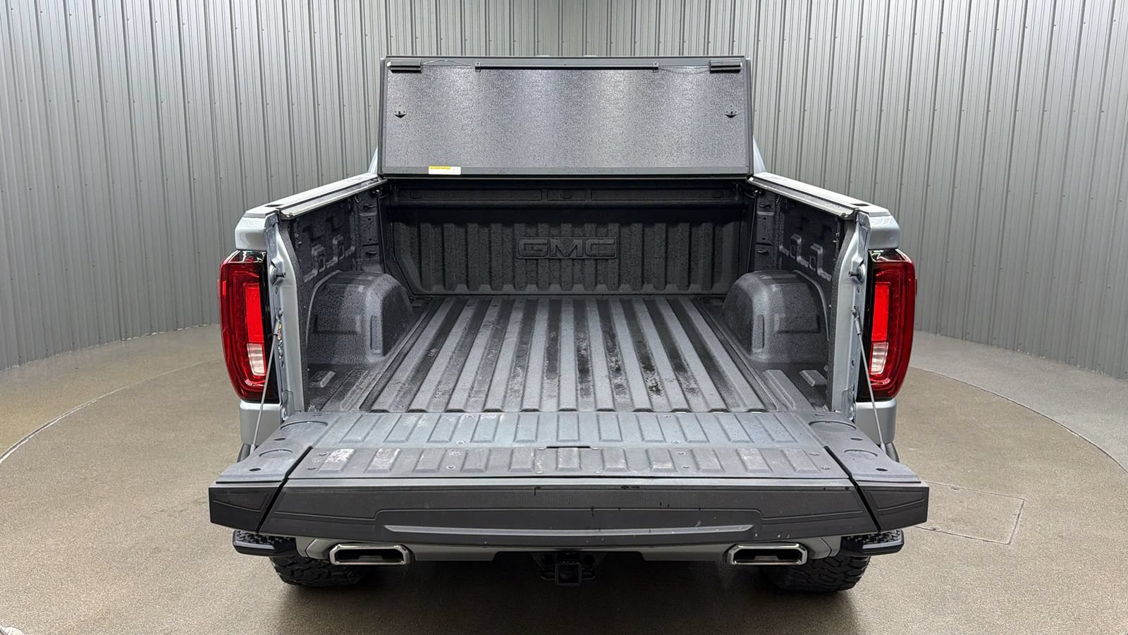 Used 2026 GMC Sierra 1500 Denali Ultimate AWD/4WD image 18