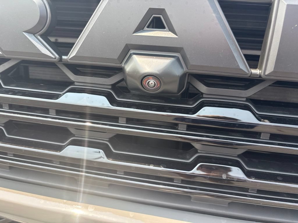 New 2026 RAM 3500 Limited AWD/4WD image 9