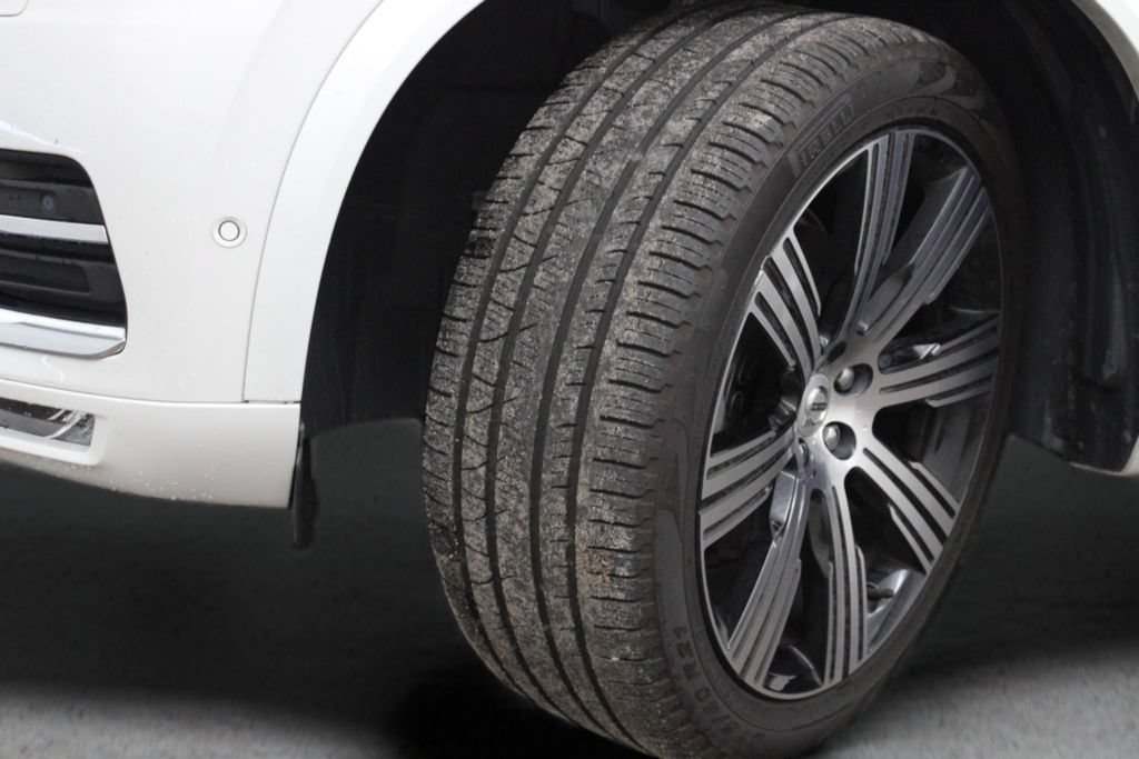 Certified 2024 Volvo XC90 B6 Plus w/ Protection Package Premier AWD/4WD image 50