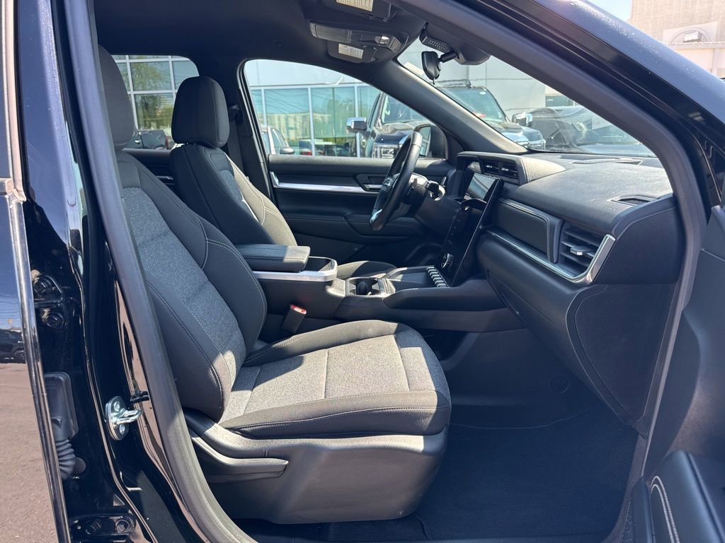 Used 2025 GMC Terrain Elevation AWD/4WD image 18