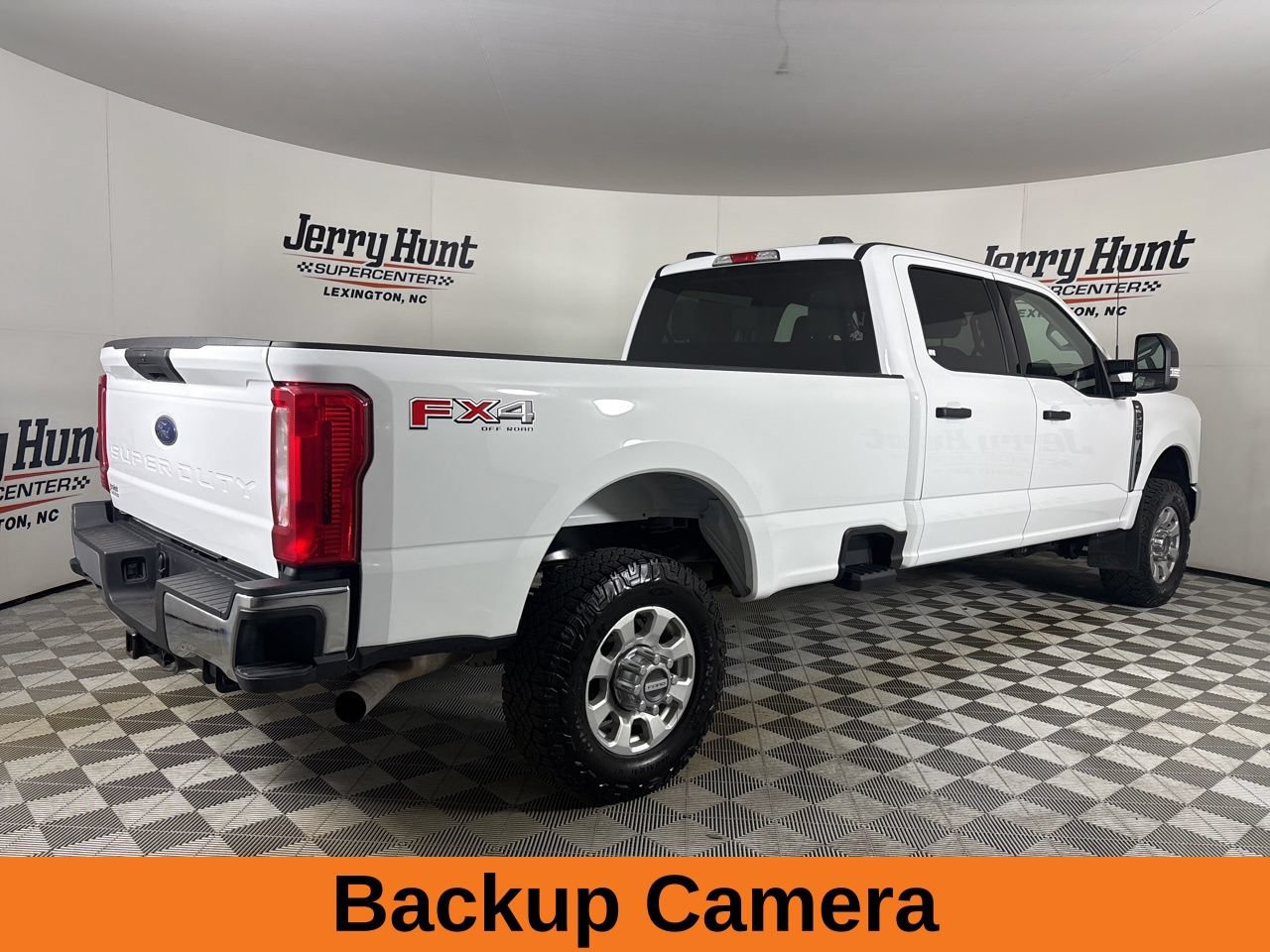 Used 2024 Ford F350 XLT w/ FX4 Off-Road Package AWD/4WD image 5