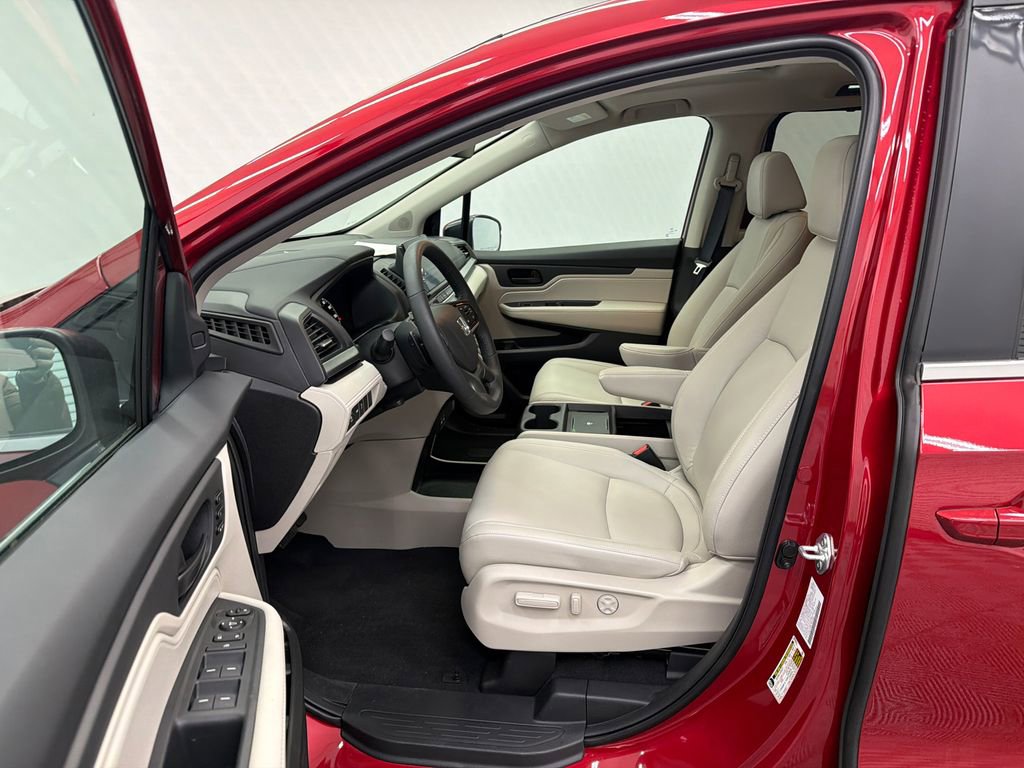 Used 2026 Honda Odyssey EX-L image 9