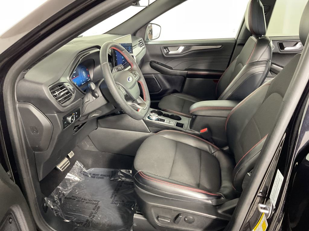 Used 2023 Ford Escape ST-Line Select w/ Tech Pack #2 image 18