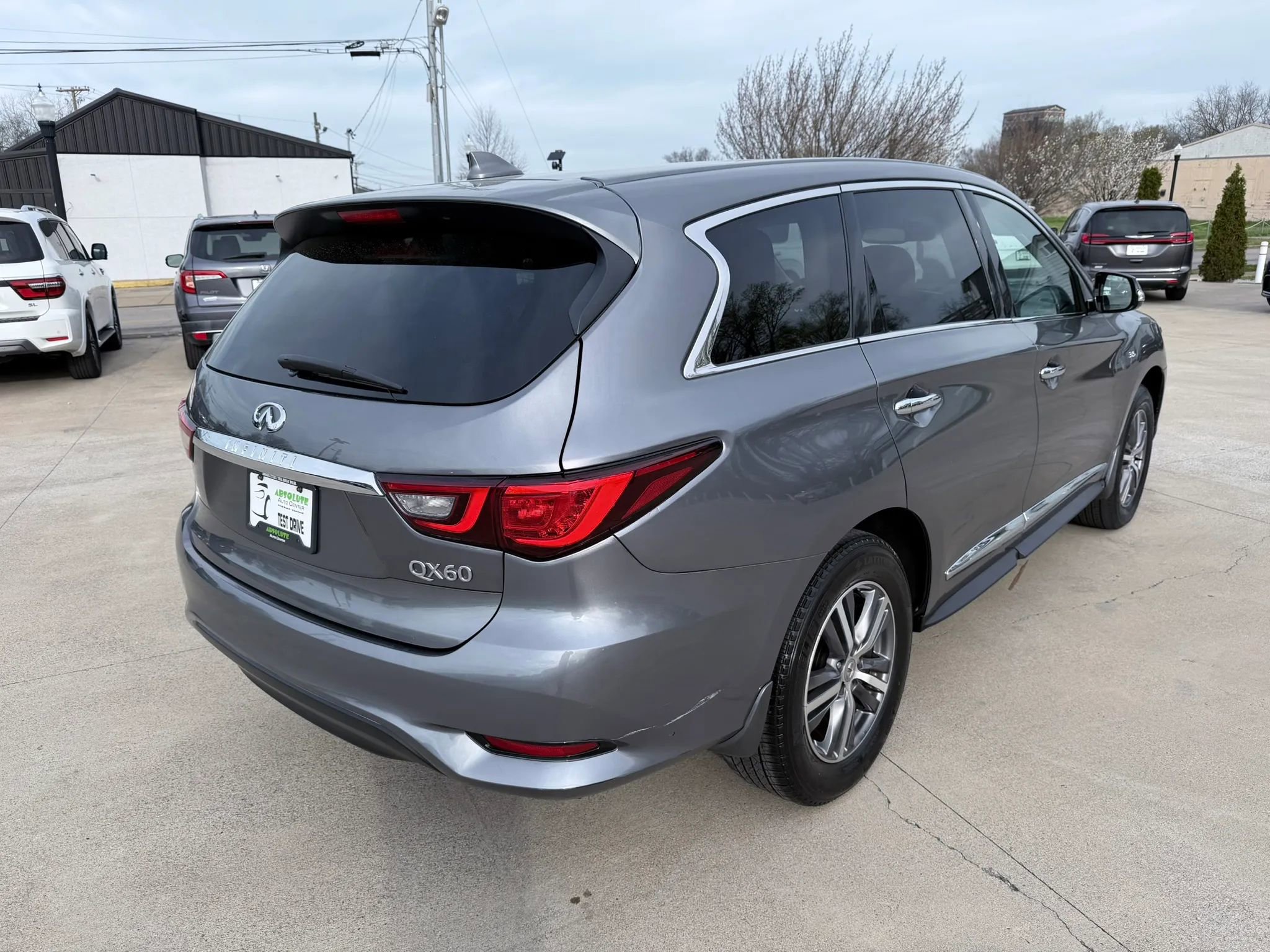 Used 2020 INFINITI QX60 Pure image 26